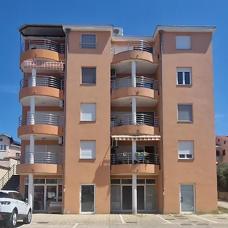 Apartment Isabella